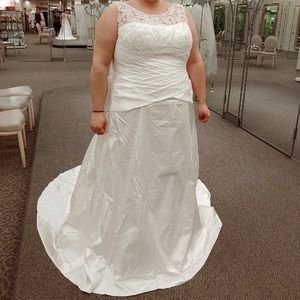Wedding dress